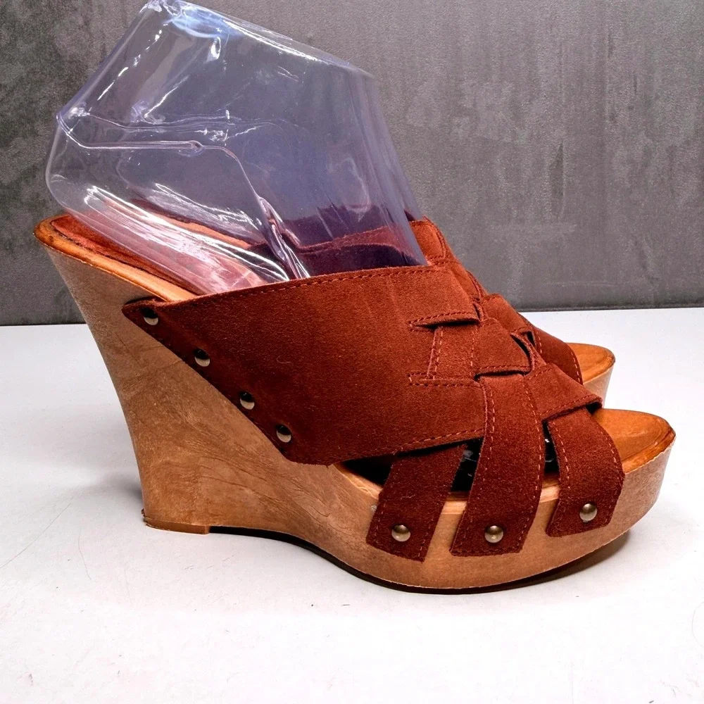 Vtg Y2K XOXO Wedge Sandals Women 9 Brown Suede Studded Wooden Platform Mules 90s